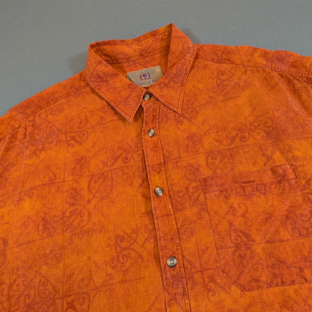 The Territory Ahead Mens Short Sleeve Button Down Shirt Size‎ XL Batik Print